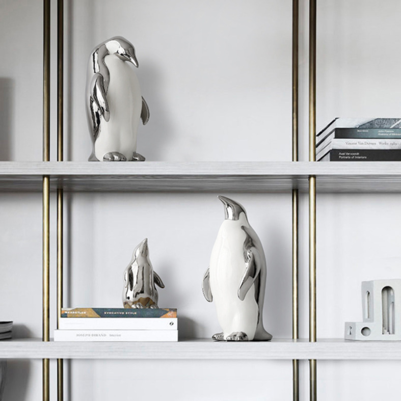 Escultura decorativa Penguim - em cerâmica