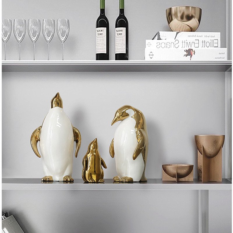 Escultura decorativa Penguim - em cerâmica