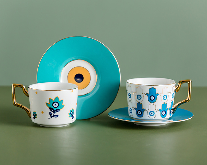 Xícara + Pires Mystical - em porcelana