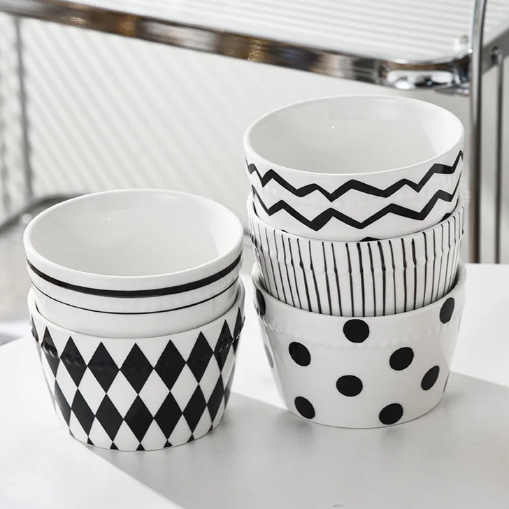 Jogo 5pcs Bowls em porcelana - linha Black and White