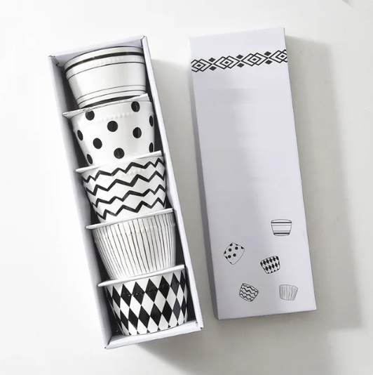 Jogo 5pcs Bowls em porcelana - linha Black and White