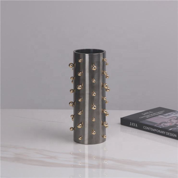 Vasos em metal escovado com bolas - 02 Tamanhos