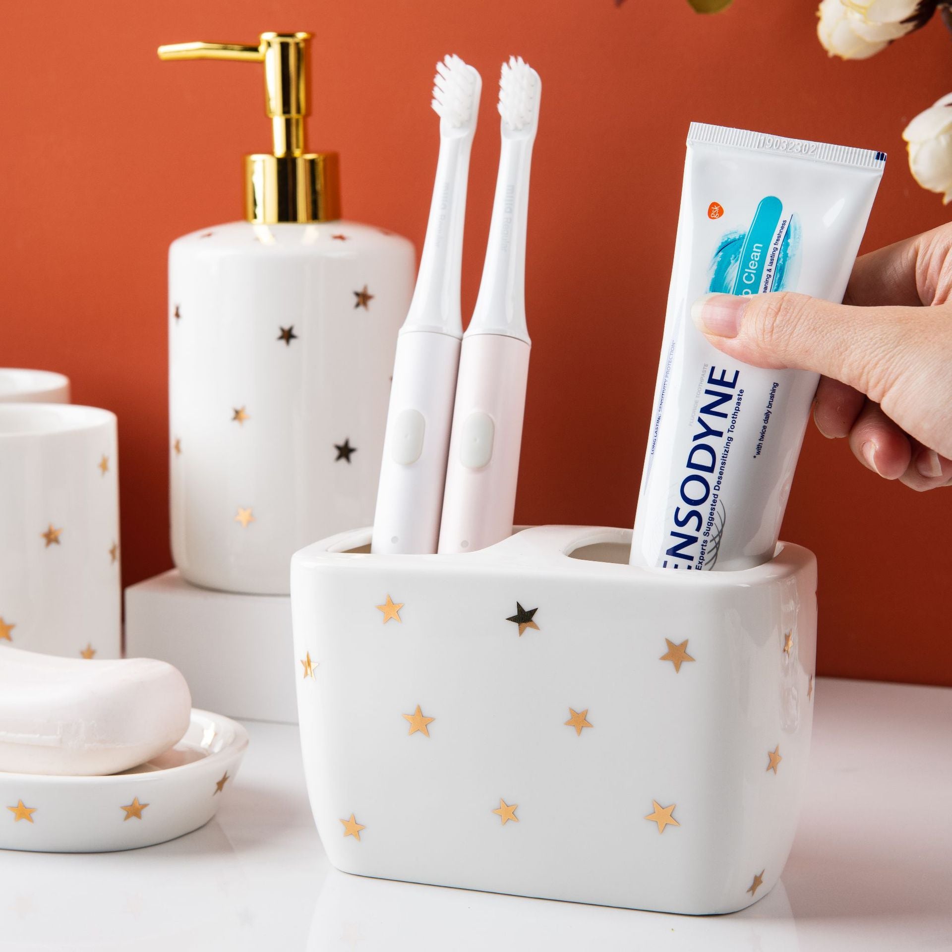 Acessórios para banheiro Stars - em cerâmica esmaltada