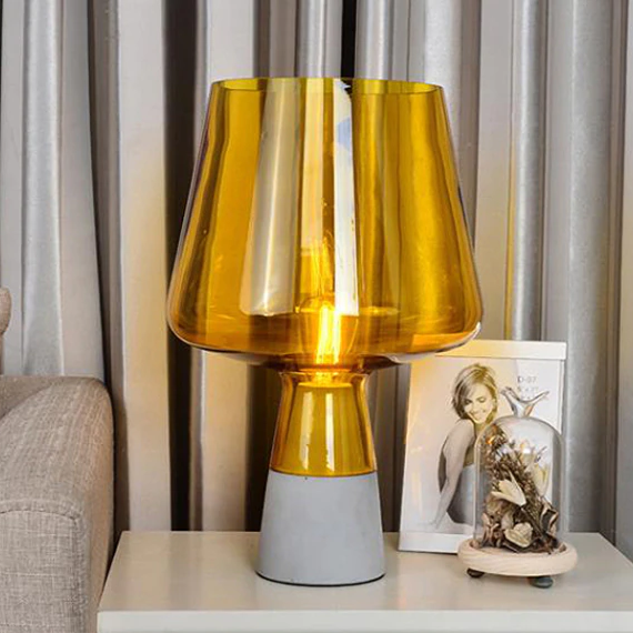 Abajur Manhattan - Concreto & Vidro