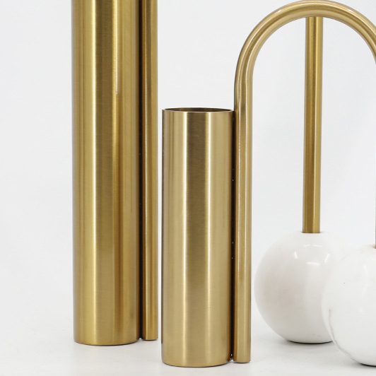 Vasos Dalton - Em Metal & Mármore