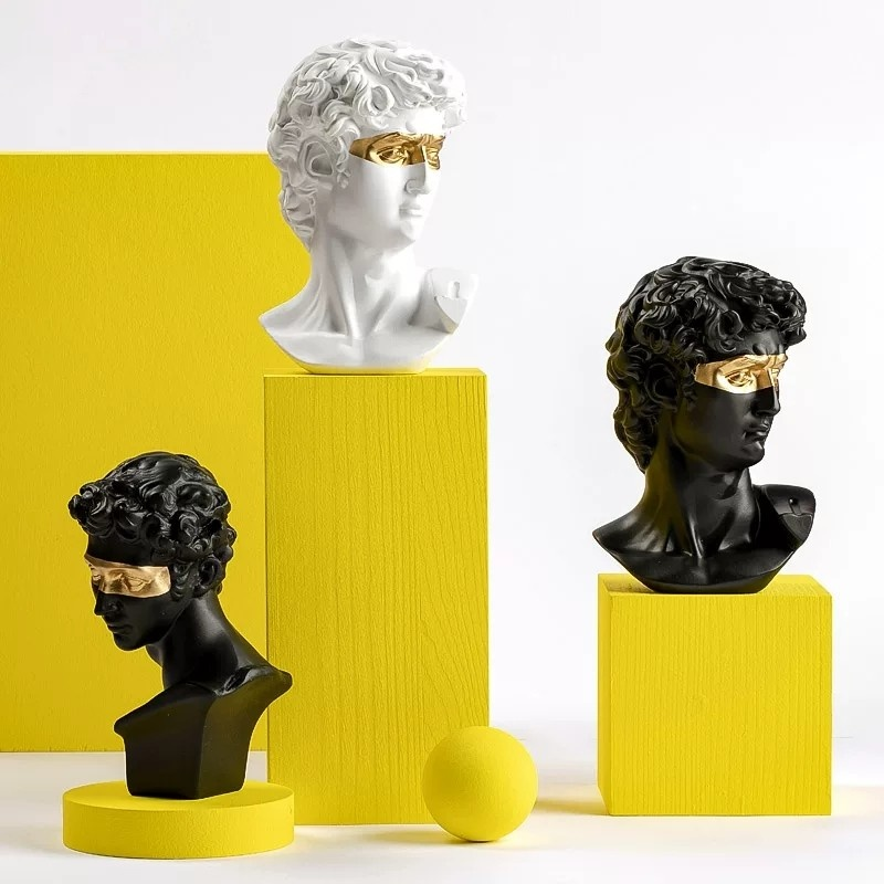 Busto David Gold - 02 Tamanhos