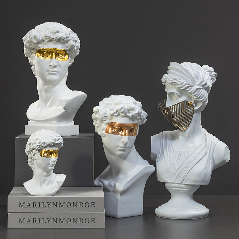 Escultura Decorativa Domani - Em Resina