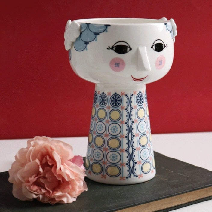 Vasos em porcelana Benedite- estilo italiano