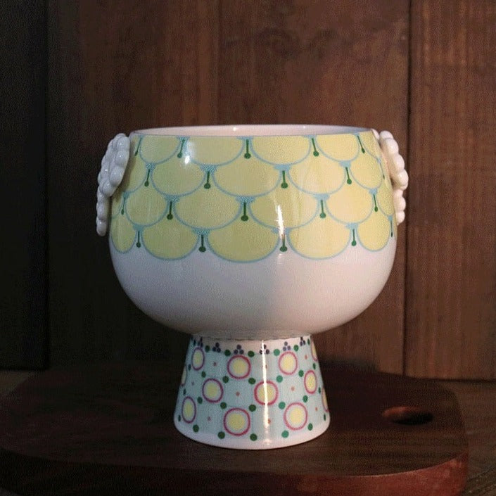 Vasos em porcelana Benedite- estilo italiano