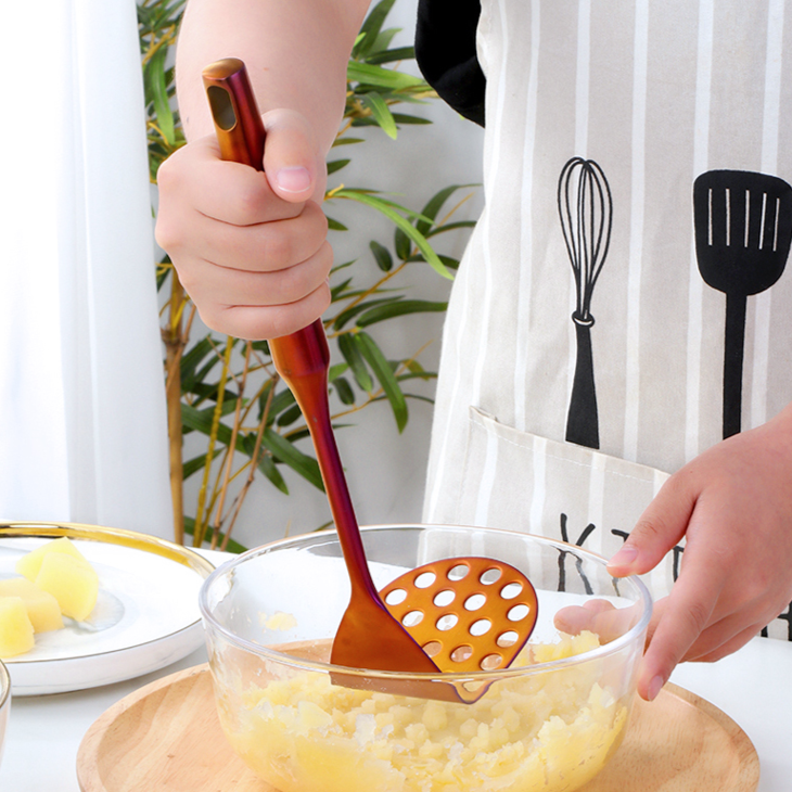 Kit 7pcs Utensílios Gold - Em inox escovado