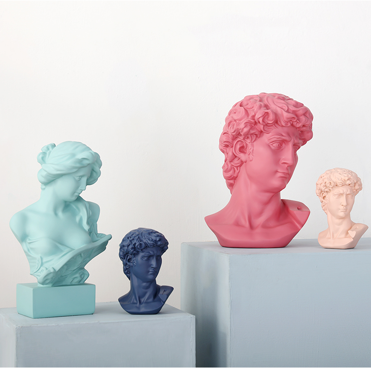 Esculturas Contemporâneas Colors