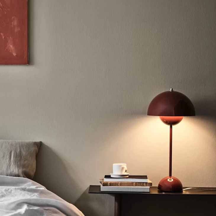 Luminária de mesa Panthella - Design Dinamaquês
