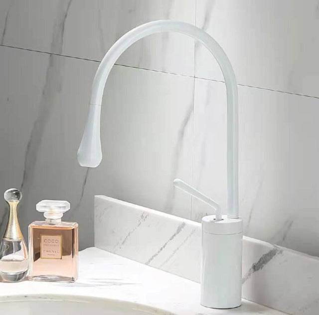 Torneira Minimal Elegance com rotação 360° - 02 Tamanhos