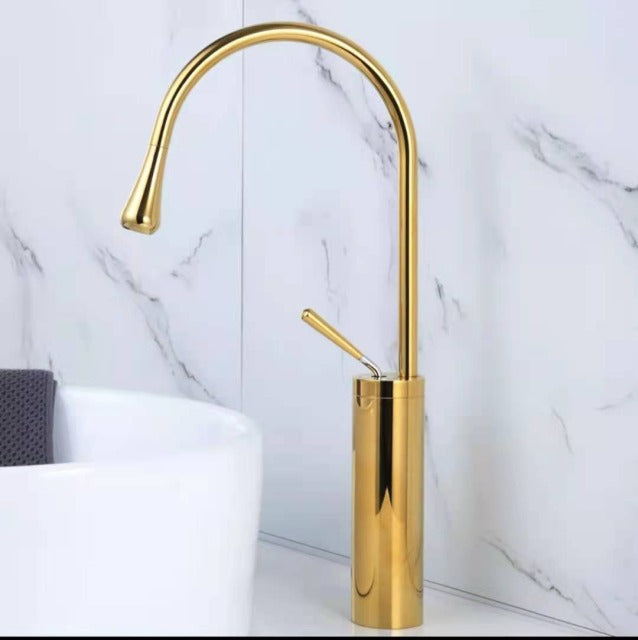 Torneira Minimal Elegance com rotação 360° - 02 Tamanhos